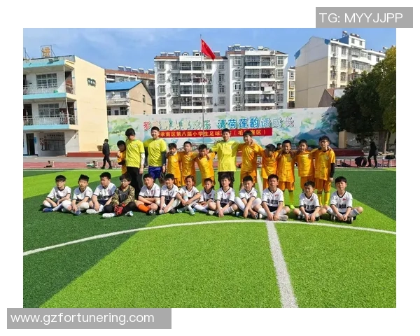 中国小学足球联赛：助力青少年成长与团结的竞技平台